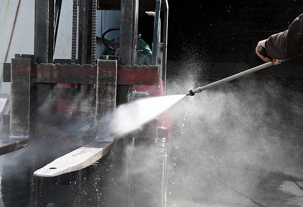 Best Driveway Pressure Washing  in West Point, NE
